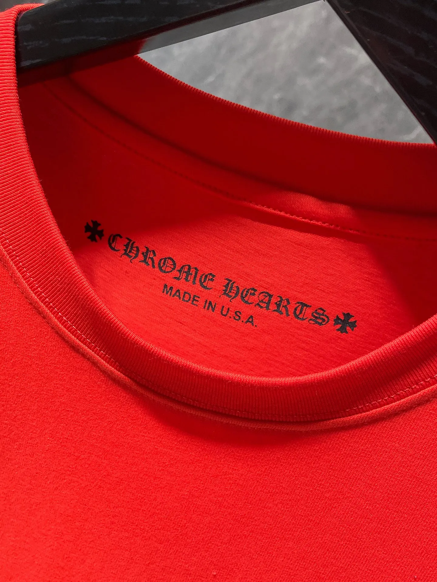 P130 ✨New arrival✨ Chrome Hearts 25ss High-weight, environmentally friendly and high-quality top-quality fabric Chrome Mattyboy graffiti flame love short-sleeved counter synchronization 1:1 replica version Recommended color: customized red Size: S, M, L, XL